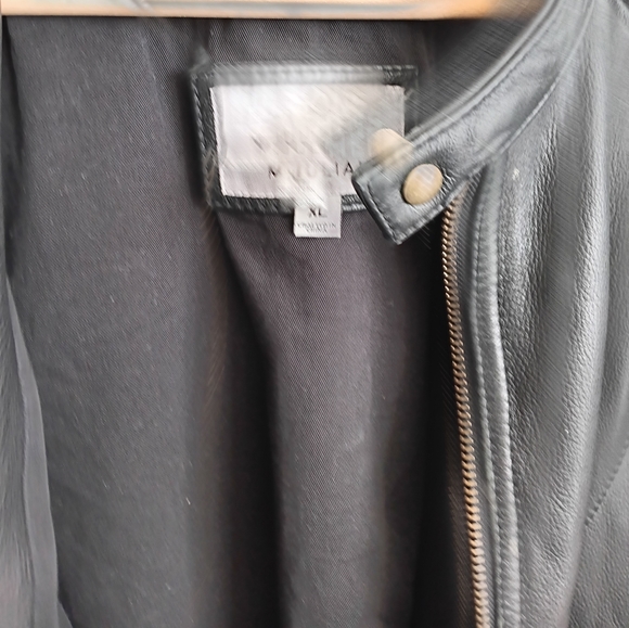 Jacket - Picture 2 of 3